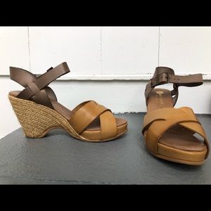 Eric Michael Wedge Sandal NWOT
